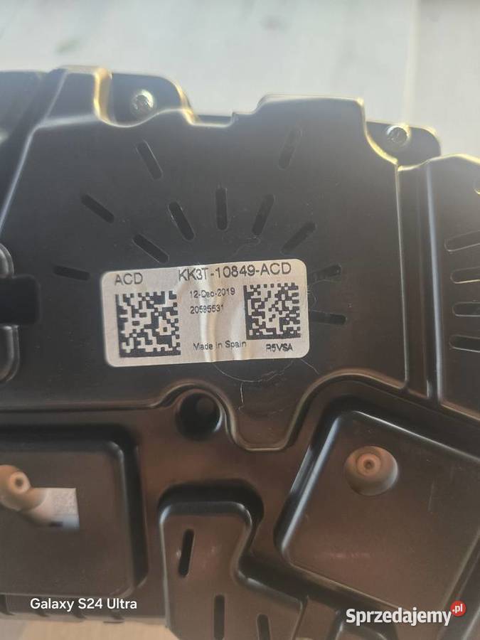 Zegary Ford Transit custom 2020