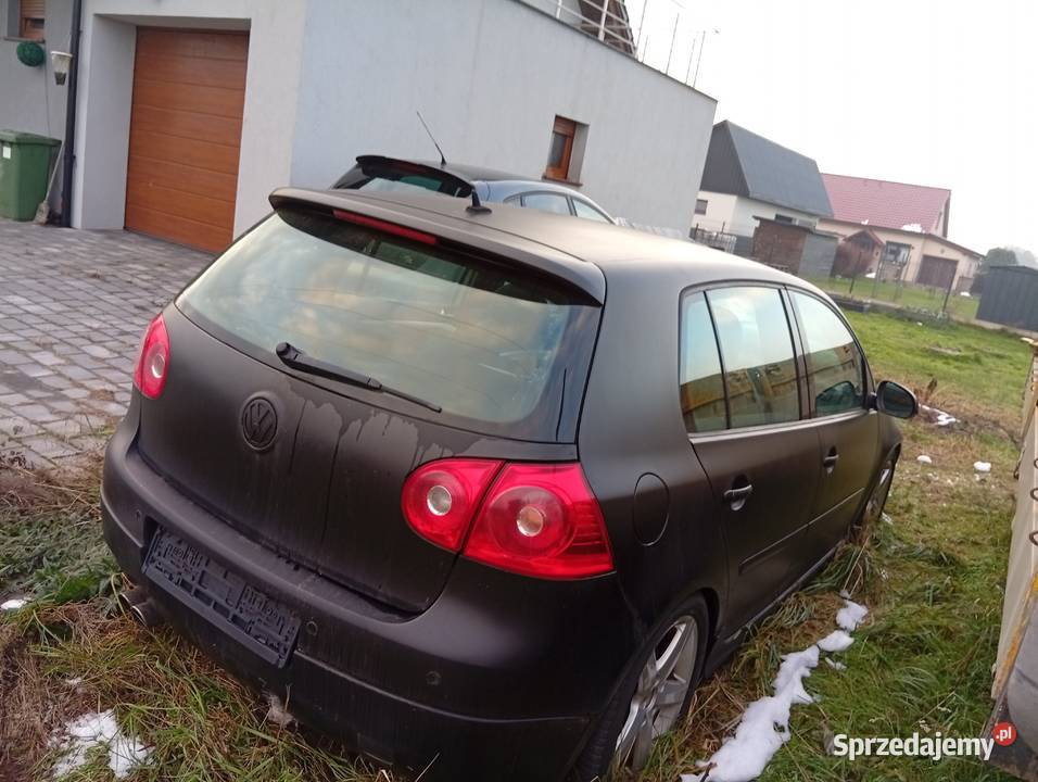 VW Golf GTI V 20 TFSI 200 czarny mat 220 Syców