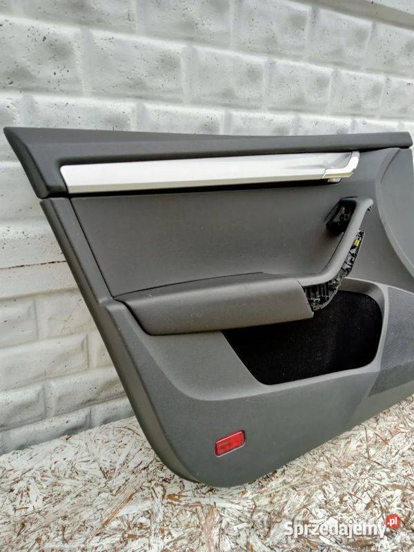 BOCZEK TAPICERKA LEWA PRZÓD SKODA OCTAVIA III 13 Fotele i kanapy Rakoniewice sprzedam