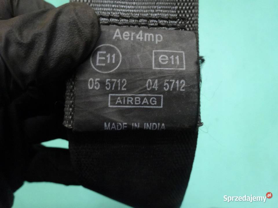 HYUNDAI I20 I 10r pas bezpieczeństwa prawy przód