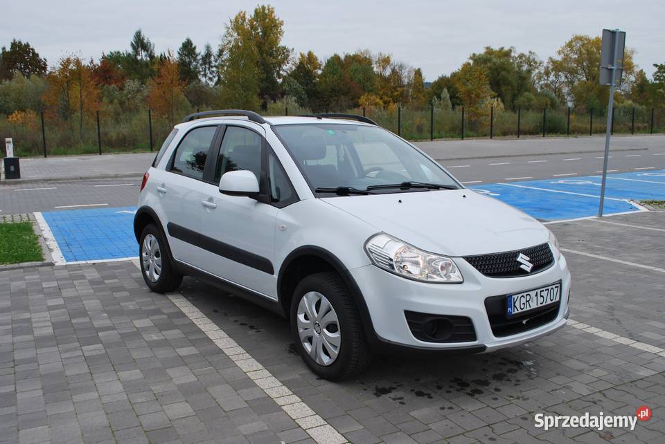 Suzuki SX4 4x4 Klima Grzane fotele Serwisowany Motoryzacja Nowy Sącz
