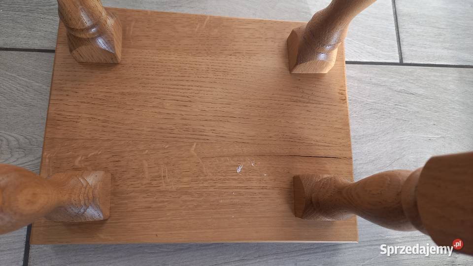 Kwietnik dębowy drewniany Stojak na kwiatek 23.5cm Gawroniec