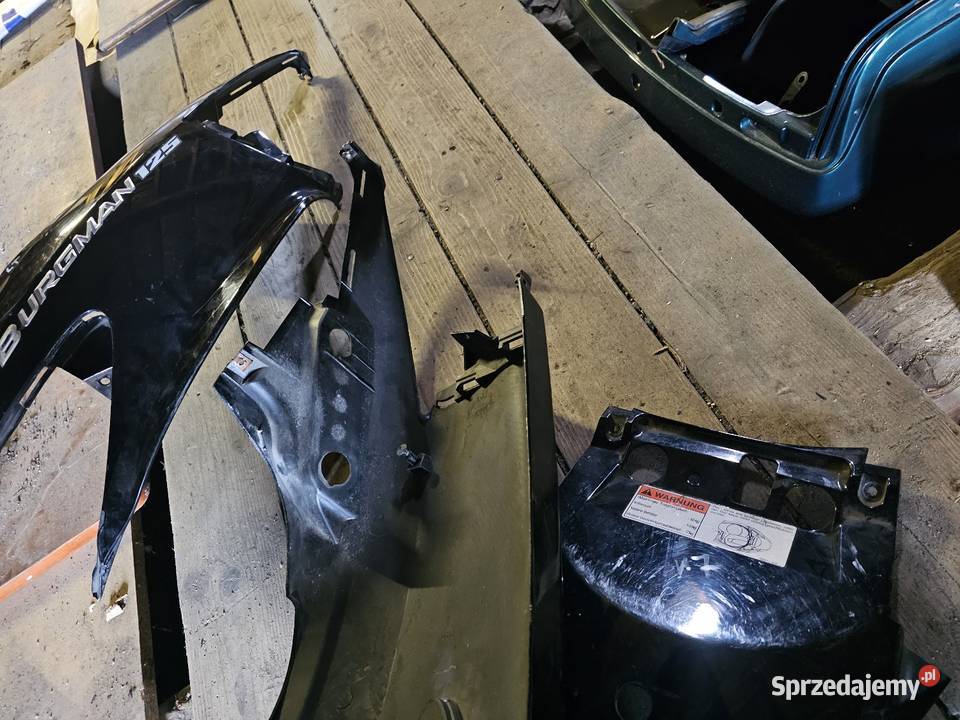 Suzuki Burgman 125 K7 plastik plastiki tylne Jelenia Góra