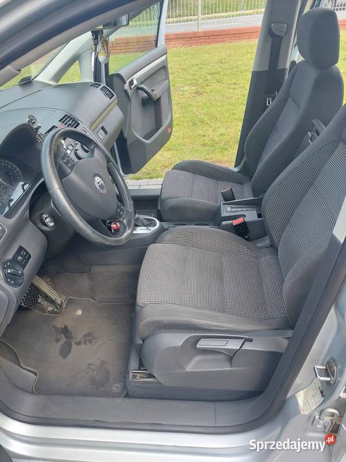 VWTOURAN 20tdi 7 osbez dpf diesel Ostrzeszów