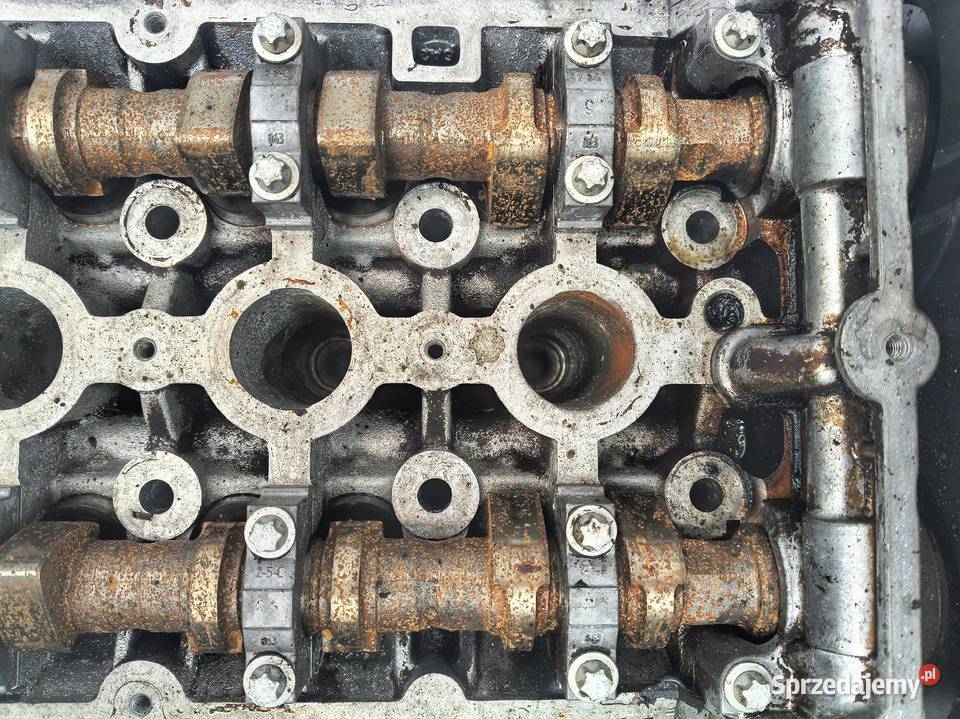 GŁOWICA CYLINDRÓW Opel Vectra C Signum Zafira B osobowe