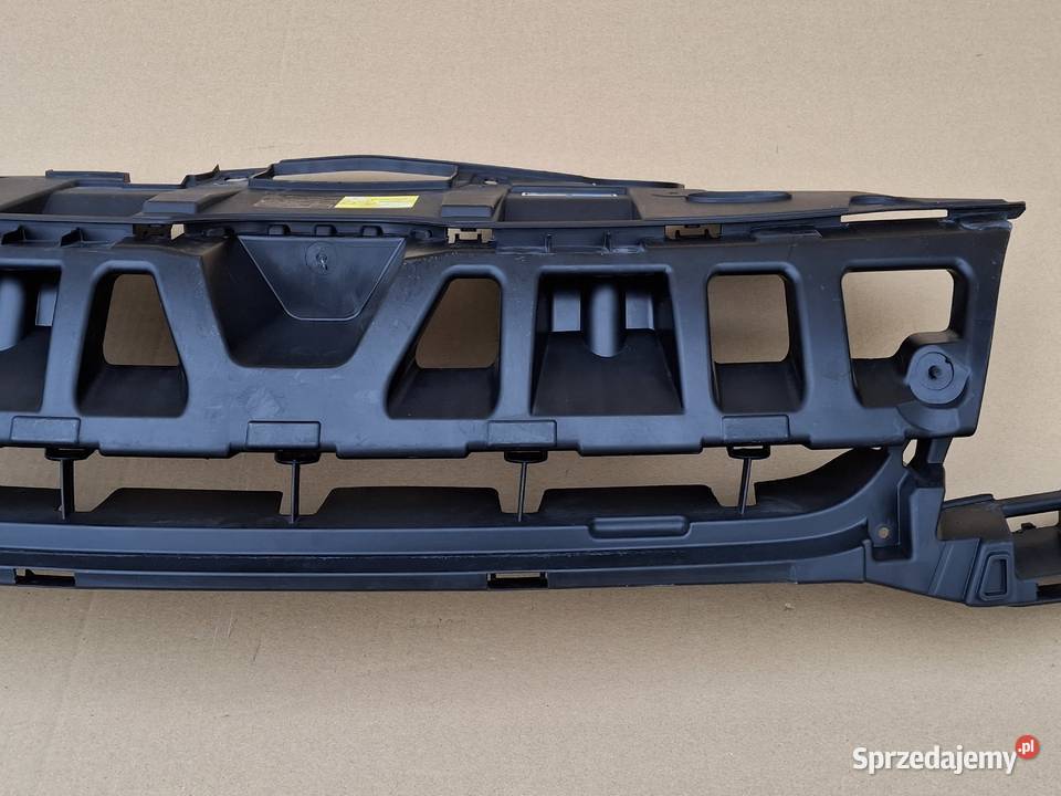 RENAULT MEGANE III LIFT WZMOCNIENIE GRILLA osobowe Bieleń sprzedam