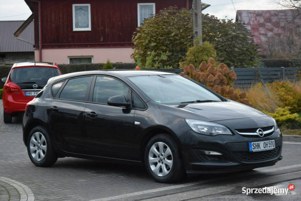Opel Astra 14B 2014R 134 Navi Sprowadzony manualna Majdan Sieniawski