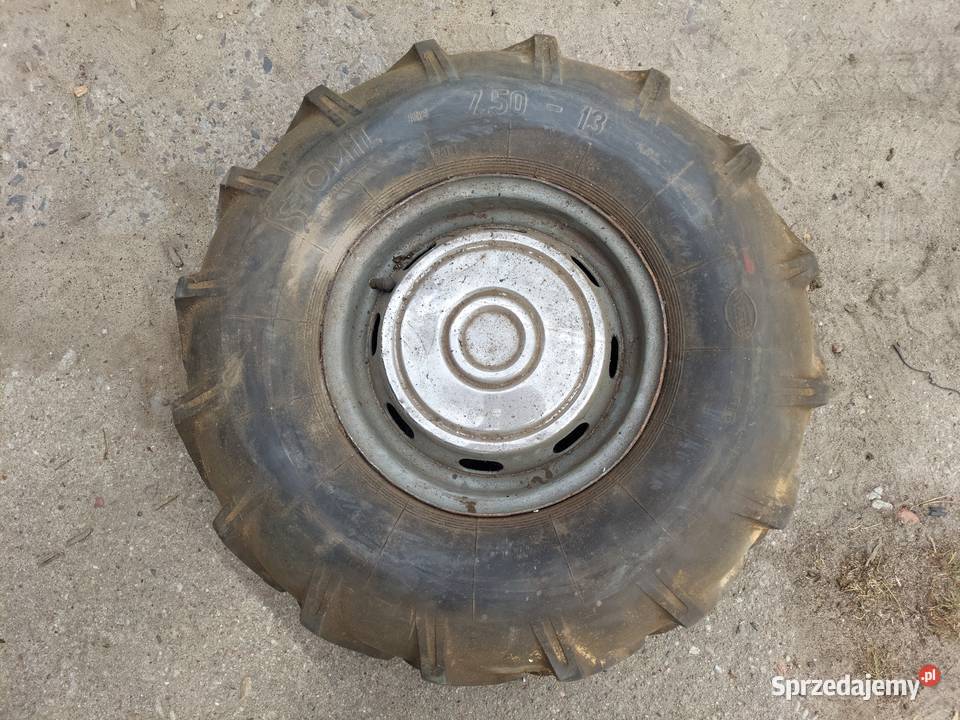 Sprzedam dwa koła z oponami 75 13