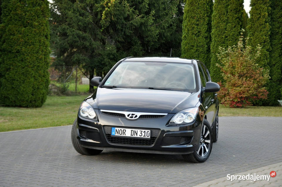 Hyundai i30 14i109LiftCzarnyKlimatyzacjaWekurI Ostrów Mazowiecka