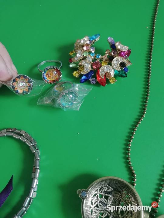 Ozdoby błyskotki kobiet Warszawa