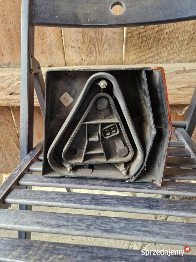 Lampa lewy tył Skoda Favorit osobowe Motoryzacja małopolskie Borzęcin