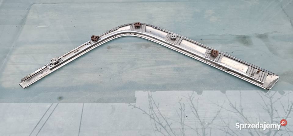 Listwa chrom zderzaka prawy przód mercedes w210 Rok produkcji 1996 Zbąszyń sprzedam
