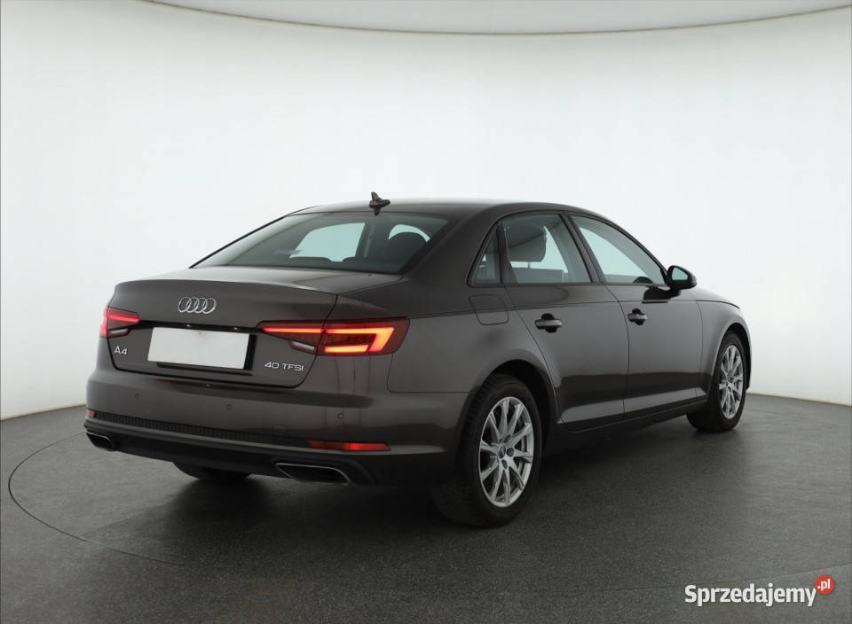 Audi A4 40 TFSI nieuszkodzony A4 Piaseczno