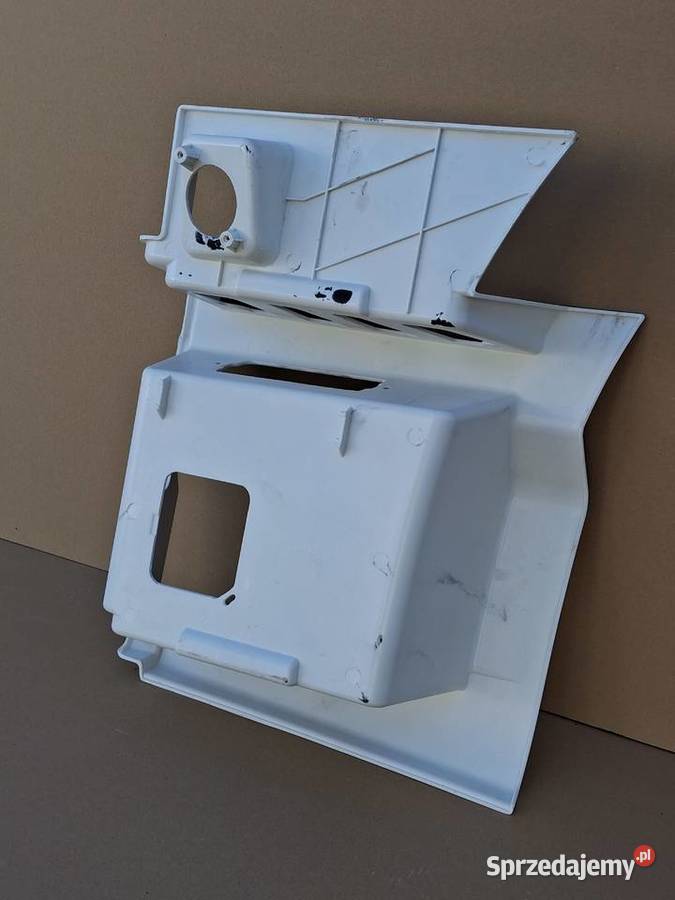 MAN TGX TG3 STOPIEŃ PRAWY DOLNY OBUDOWA STOPNIA ciężarowe Bieleń