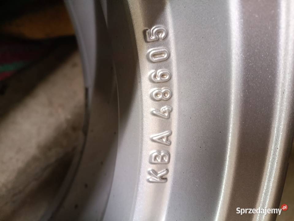 5x1143 17 z sensorami stan bez skaz na rant