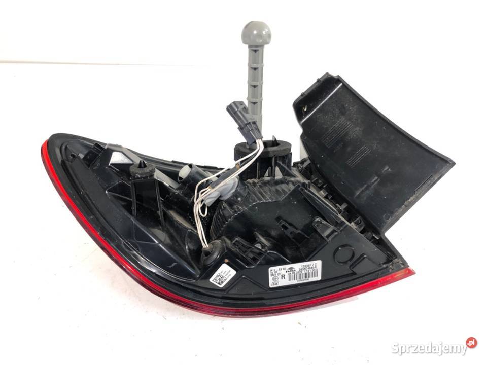 LAMPA PRAWY TYŁ RENAULT CLIO V 265504885R osobowe