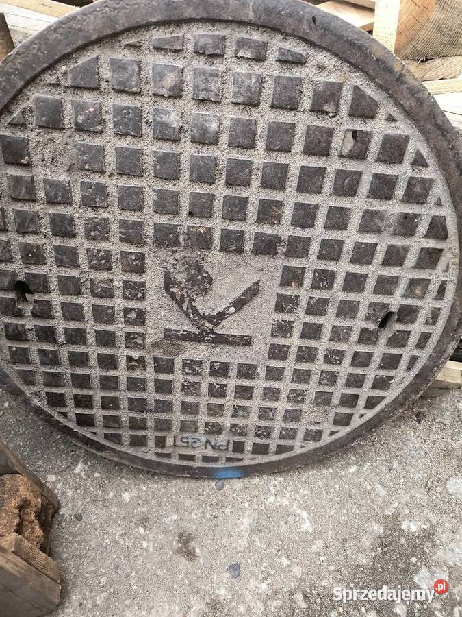 Właz drogowy pokrywa szamba żeliwny mocny Rolnictwo Piła sprzedam