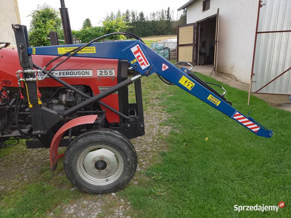 Massey Ferguson 255