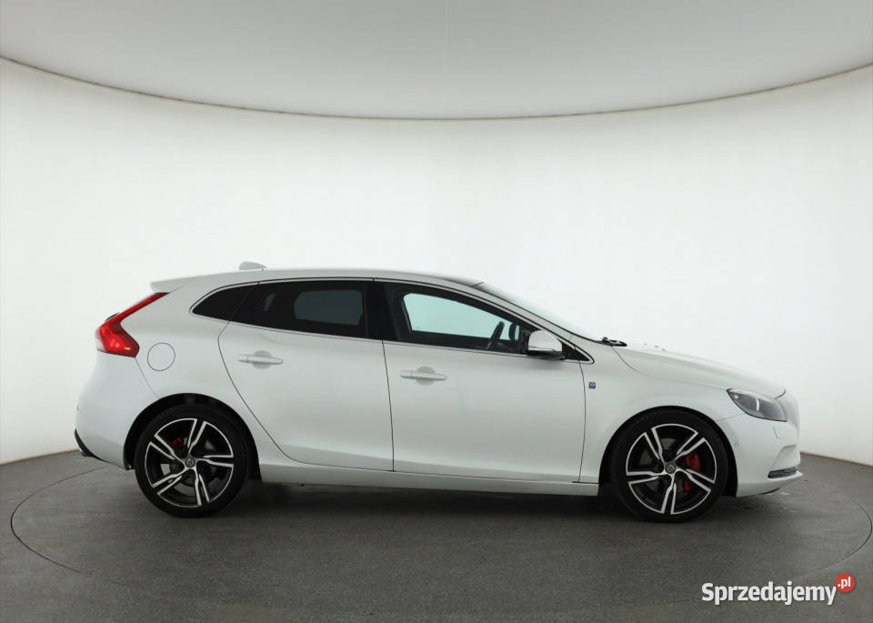Volvo V40 20 D4 asystent pasa ruchu sprzedam