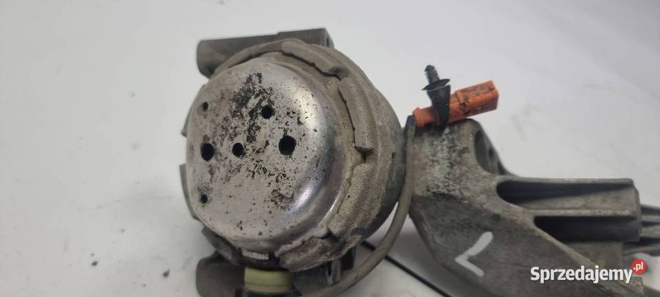 PODUSZKA SILNIKA AUDI A6 C7