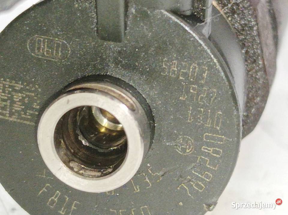 WTRYSKIWACZ 0445110135 14 HDI Peugeot 206 I sprzedam