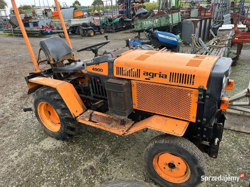 Traktor Agria 4900 z pługiem do śniegu Przasnysz