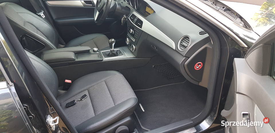 Mercedes w204 18 CGi z Niemiec uszkodzony silnik Tarnowskie Góry