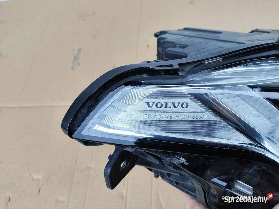 VOLVO XC90 II LIFT FULL LED LAMPA PRAWA PRZÓD osobowe