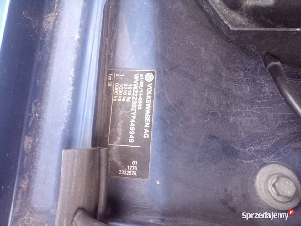 VW Passat 19 TDi 90 W całości na części