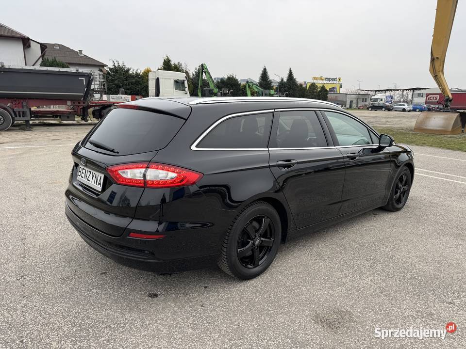 Ford Mondeo 15 BENZYNA Klimatronik Nawigacja aluminiowe felgi Konin