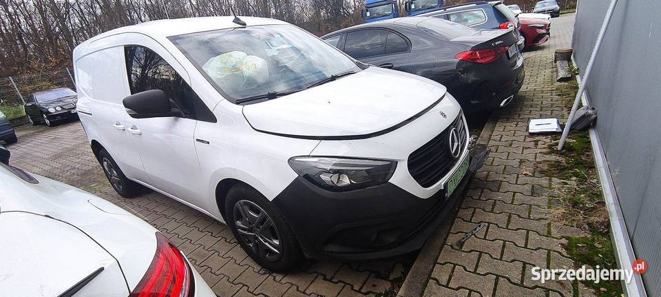 MERCEDESBENZ ECITAN 2024 EE 122 122KM mazowieckie Warszawa