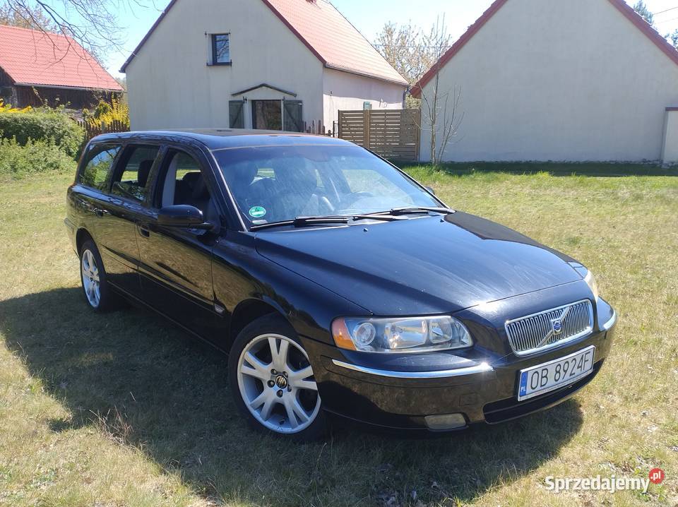 Volvo V70 24 R5 140 bezwypadkowe zadbane gotowe 2435cm3
