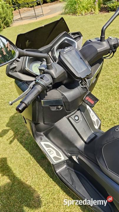 Sprzedam Yamaha Xmax MOMO DESAGN 250 2015 Polski Motoryzacja sprzedam
