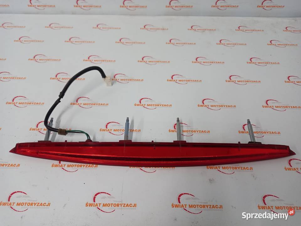 HYUNDAI I30 II 13r światło STOP 92700A500