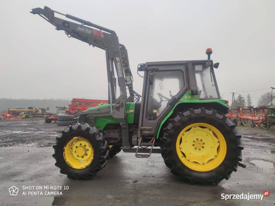 Ciągnik John Deere 3300 Czersk