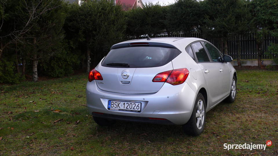 OPEL ASTRA J 16 benzyna 2011r Sprowadzony srebrny Sokółka