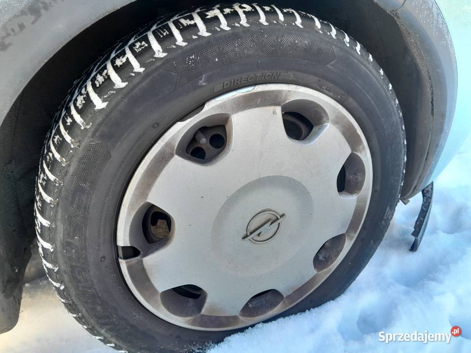 Opel Corsa C 12 benzyna 2003 na części Rok produkcji 2003 lubuskie Krosno Odrzańskie