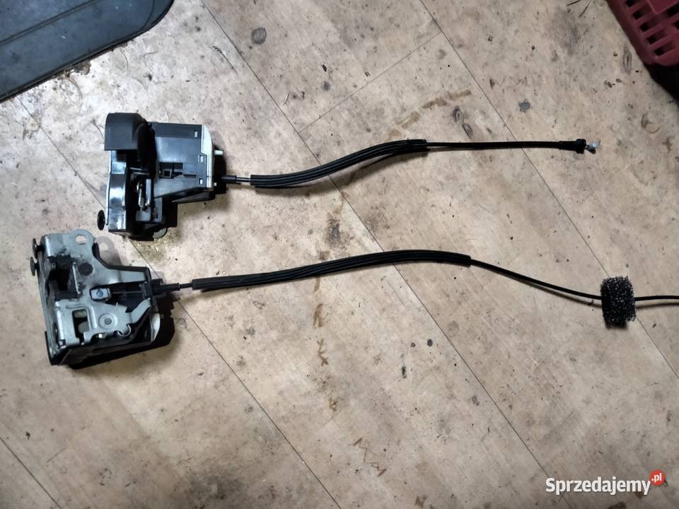 RENAULT CLIO II LIFT zamek centralny drzwi przod Rok produkcji 2001 Puławy