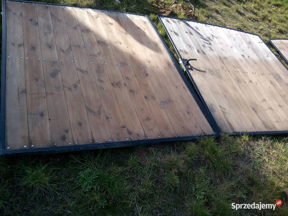 Drewniana brama furtka przęsła 9 metrów Bramy Kąty Wrocławskie