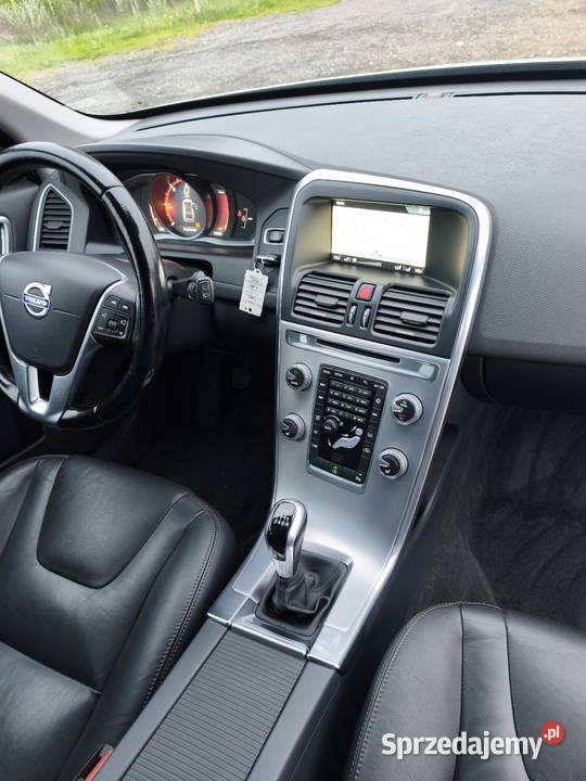 Volvo XC60 20d 190 sprzedam zamienię manualna