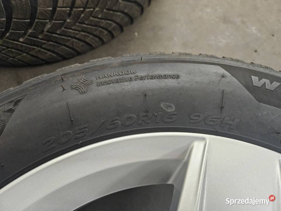 2 20560 R16 96H Hankook Winter iCept RS3 2023r Katowice