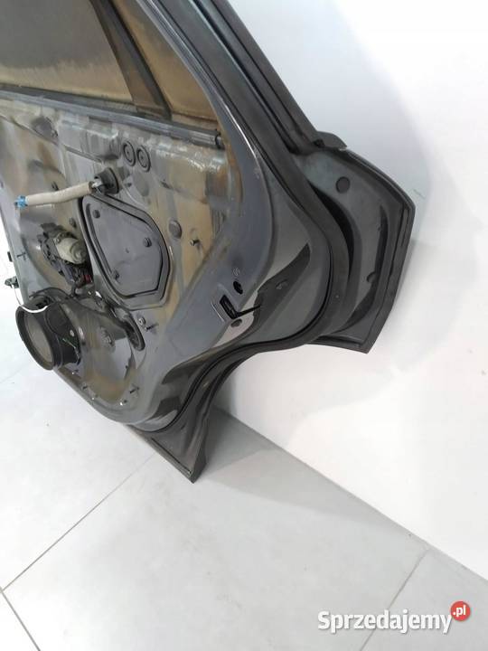 DRZWI PRAWE TYŁ SZARE Audi Q2 I 2016 Drzwi