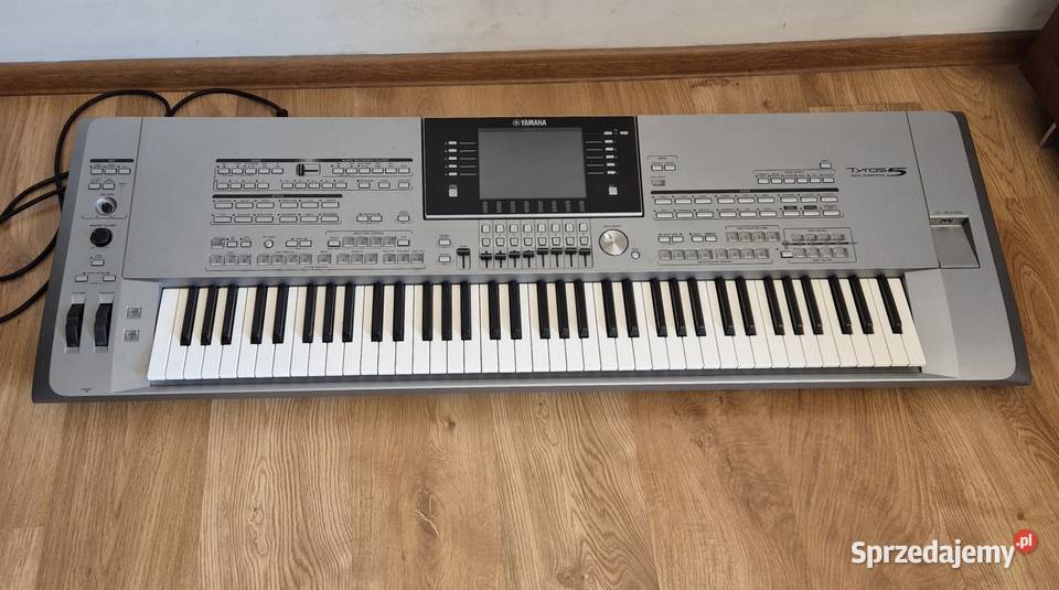 Yamaha Tyros 5