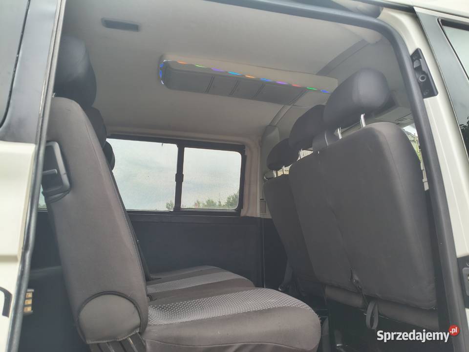 Volkswagen Transporter T5 2 0 CDI 2009 Kartuzy