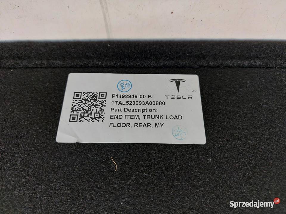 TESLA MODEL Y 2023r Dywan wykładzina bagażnika