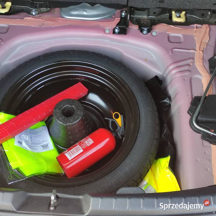 Toyota Yaris 10 Active Salon Polska garażowany