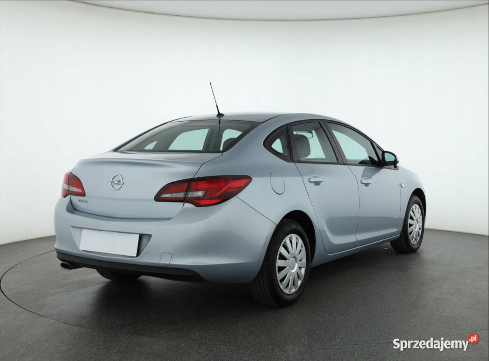 Opel Astra 14 T Piaseczno