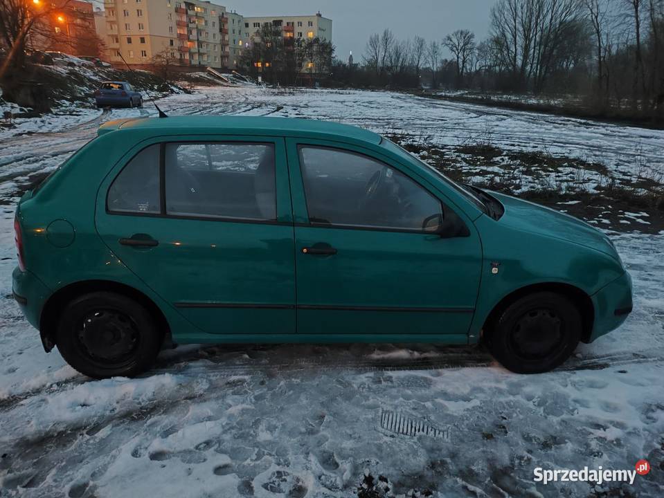 Sprzedam prosty samochód o niskich kosztach Fabia Bydgoszcz