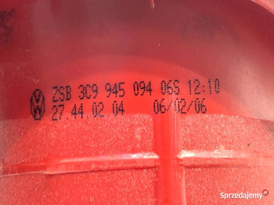 LAMPA TYŁ PRAWA WEWNĘTRZNA VW PASSAT B6