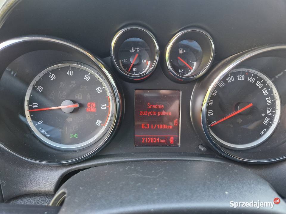 Astra J 100 bez wypadku oryginalny lakier czujnik zmierzchu Paczków sprzedam